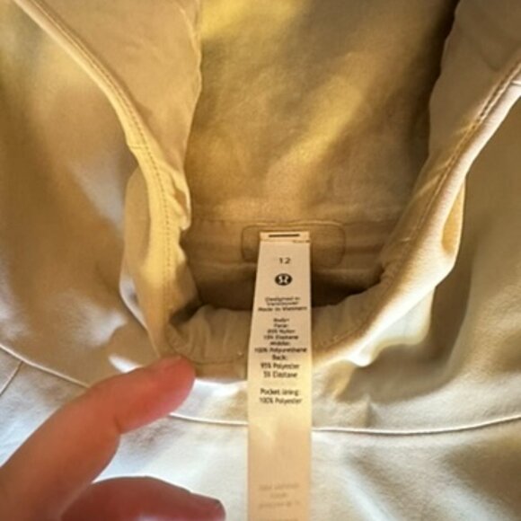 Lululemon RepelShell Rain Jacket Trench 12 - Picture 8 of 13